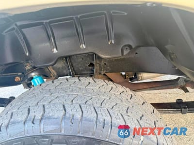 Piąte zdjęcie samochodu w środku: 2019 TOYOTA TUNDRA SR5 VIN:5TFUY5F10KX825683 - miniatura