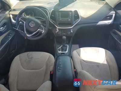 Zdjęcie 8 z 12 samochodu: 2015 JEEP CHEROKEE SPORT VIN:1C4PJLAB6FW516897 - miniatura