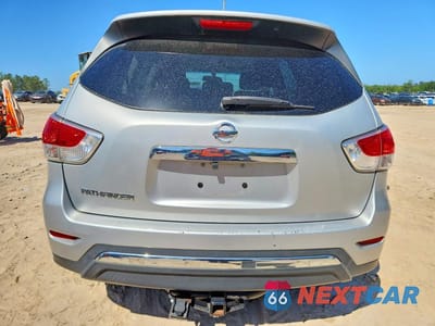 Zdjęcie 6 z 12 samochodu: 2016 NISSAN PATHFINDER S VIN:5N1AR2MN3GC612080 - miniatura