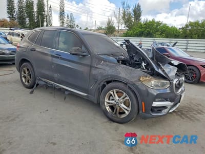 Czwarte zdjęcie samochodu z boku: 2021 BMW X3 SDRIVE30I VIN:5UXTY3C02M9H42390 - miniatura