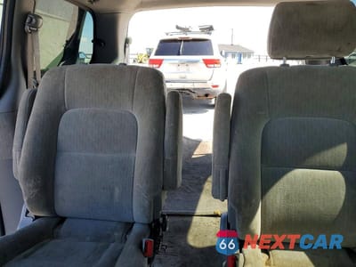 Zdjęcie 10 z 13 samochodu: 2005 KIA SEDONA LX VIN:KNDUP132556764575 - miniatura