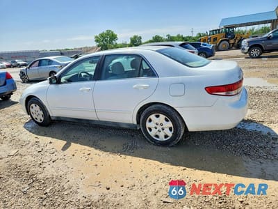 Drugie zdjęcie samochodu z przodu: 2003 HONDA ACCORD LX VIN:1HGCM56383A144296 - miniatura