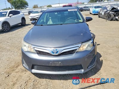 Piąte zdjęcie samochodu w środku: 2012 TOYOTA CAMRY HYBRID LE VIN:4T1BD1FK7CU030231 - miniatura