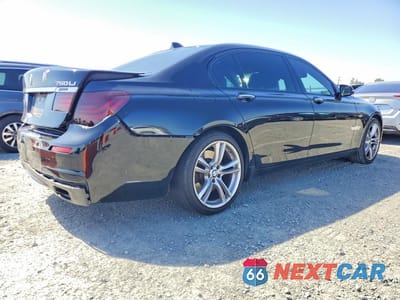 Trzecie zdjęcie samochodu z tyłu: 2015 BMW 750 LI VIN:WBAYE8C56FD780840 - miniatura