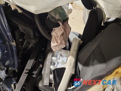 Zdjęcie 8 z 12 samochodu: 2018 FORD ESCAPE VIN:1FMCU0F73JUA79014 - miniatura