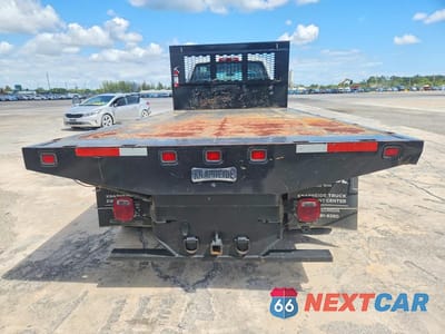 Zdjęcie 6 z 12 samochodu: 2022 CHEV SILVERADO MEDIUM DUTY VIN:1HTKHPVK0NH756749 - miniatura