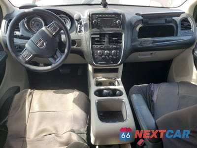 Zdjęcie 8 z 13 samochodu: 2014 DODGE GRAND CARAVAN SXT VIN:2C4RDGCG6ER106396 - miniatura