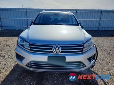 Piąte zdjęcie samochodu w środku: 2015 VOLKSWAGEN TOUAREG V6 VIN:WVGEF9BP2FD007354 - miniatura
