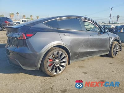 Trzecie zdjęcie samochodu z tyłu: 2024 TESLA MODEL Y VIN:7SAYGDEF8RF087408 - miniatura