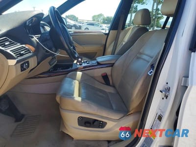 Zdjęcie 7 z 13 samochodu: 2007 BMW X5 4.8I VIN:4USFE83547LZ37177 - miniatura