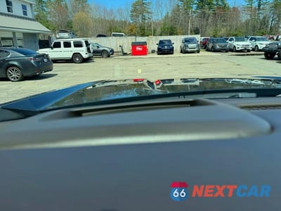 Zdjęcie 13 z 14 samochodu: 2022 GMC YUKON XL D DENALI VIN:XXXXXXXXXXNY77231 - miniatura