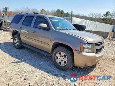 Czwarte zdjęcie samochodu z boku: 2007 CHEVROLET TAHOE K1500 VIN:1GNFK130X7J295514 - miniatura
