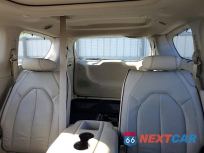 Zdjęcie 10 z 13 samochodu: 2020 CHRYSLER PACIFICA LIMITED VIN:2C4RC1GG3LR251838 - miniatura