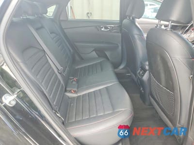 Zdjęcie 10 z 12 samochodu: 2023 KIA FORTE GT VIN:3KPF44AC4PE608863 - miniatura