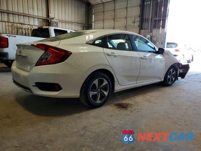 Trzecie zdjęcie samochodu z tyłu: 2019 HONDA CIVIC LX VIN:19XFC2F6XKE008156 - miniatura