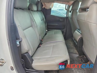 Zdjęcie 10 z 12 samochodu: 2016 TOYOTA TUNDRA SR VIN:5TFRM5F1XGX104179 - miniatura