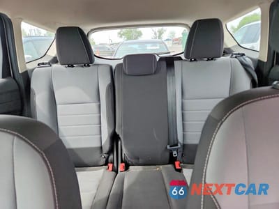 Zdjęcie 10 z 13 samochodu: 2017 FORD ESCAPE S VIN:1FMCU0F7XHUA03610 - miniatura
