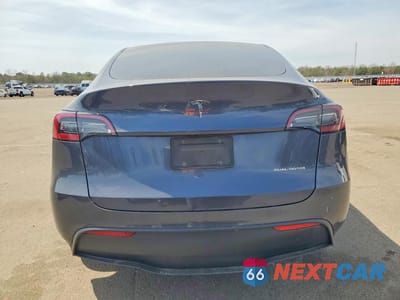 Zdjęcie 6 z 13 samochodu: 2023 TESLA MODEL Y VIN:7SAYGAEE2PF836805 - miniatura