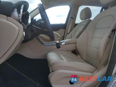 Zdjęcie 7 z 13 samochodu: 2020 MERCEDES-BENZ GLC 300 VIN:WDC0G8DB8LF727338 - miniatura
