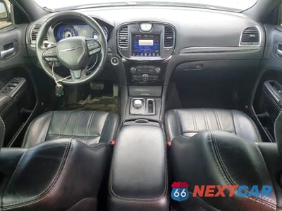 Zdjęcie 8 z 13 samochodu: 2016 CHRYSLER 300 S VIN:2C3CCAGG5GH176064 - miniatura