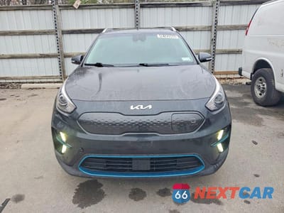 Piąte zdjęcie samochodu w środku: 2022 KIA NIRO EV S VIN:KNDCC3LG0N5159738 - miniatura