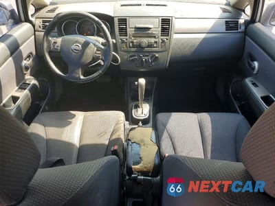 Zdjęcie 8 z 13 samochodu: 2008 NISSAN VERSA 1.8 S VIN:3N1BC13E68L395364 - miniatura