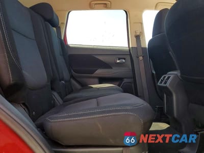 Zdjęcie 11 z 13 samochodu: 2019 MITSUBISHI OUTLANDER SE VIN:JA4AZ3A31KZ006953 - miniatura