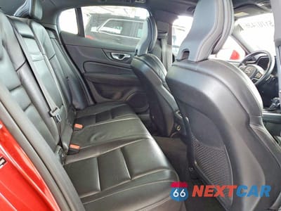 Zdjęcie 10 z 12 samochodu: 2019 VOLVO S60 T6 INSCRIPTION VIN:7JRA22TL1KG014565 - miniatura
