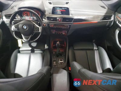 Zdjęcie 8 z 13 samochodu: 2018 BMW X1 XDRIVE28I VIN:WBXHT3C37J5K26318 - miniatura