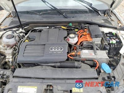 Zdjęcie 11 z 12 samochodu: 2018 AUDI A3 E-TRON PREMIUM VIN:WAUUPBFF2JA154853 - miniatura