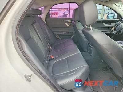 Zdjęcie 10 z 12 samochodu: 2018 JAGUAR XF VIN:SAJBR4FX5JCY70175 - miniatura