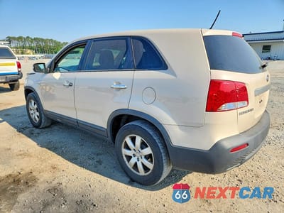 Drugie zdjęcie samochodu z przodu: 2012 KIA SORENTO LX VIN:5XYKT3A17CG191553 - miniatura