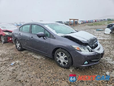 Czwarte zdjęcie samochodu z boku: 2015 HONDA CIVIC HYBRID VIN:19XFB4F29FE201173 - miniatura