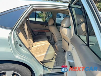 Zdjęcie 6 z 10 samochodu: 2007 LEXUS RX 350 VIN:2T2HK31U57C036987 - miniatura