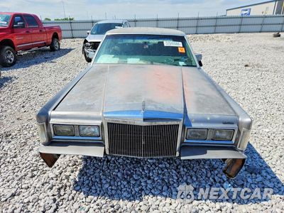 Piąte zdjęcie samochodu w środku: 1988 LINCOLN TOWN CAR VIN:1LNBM81F9JY623243 - miniatura