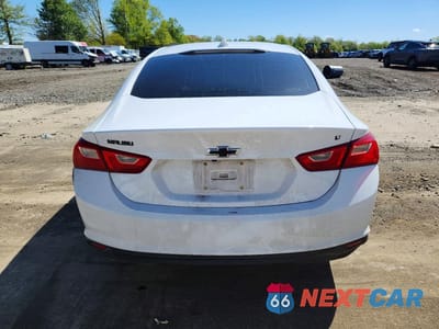 Zdjęcie 6 z 12 samochodu: 2016 CHEVROLET MALIBU LT VIN:1G1ZE5ST9GF297069 - miniatura