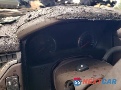 Zdjęcie 9 z 13 samochodu: 2017 CHEVROLET SUBURBAN K1500 LT VIN:1GNSKHKC6HR332550 - miniatura