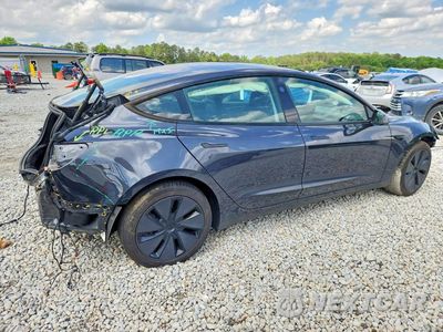 Trzecie zdjęcie samochodu z tyłu: 2025 TESLA MODEL 3 VIN:5YJ3E1EA8SF031507 - miniatura