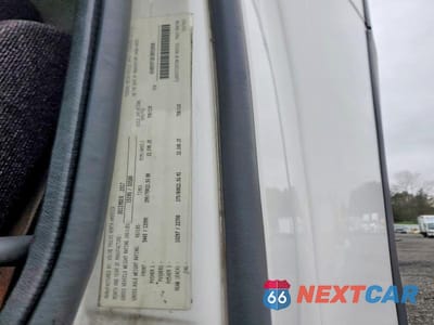 Zdjęcie 10 z 10 samochodu: 2018 VOLVO VNL SEMI TRUCK VIN:4V4N39TG8JN892808 - miniatura