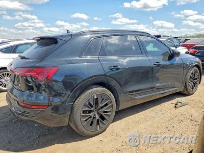 Trzecie zdjęcie samochodu z tyłu: 2024 AUDI Q8 E-TRON PRESTIGE VIN:WA16AAGE2RB031289 - miniatura