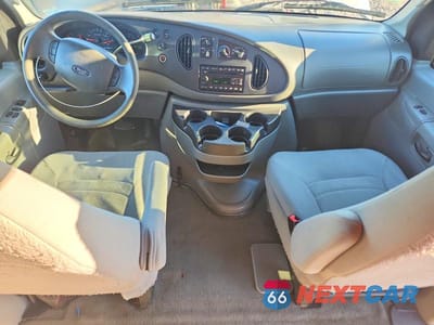 Zdjęcie 8 z 13 samochodu: 2008 FORD ECONOLINE E350 SUPER DUTY WAGON VIN:1FBNE31L78DA53174 - miniatura