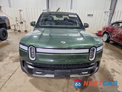 Piąte zdjęcie samochodu w środku: 2022 RIVIAN R1T LAUNCH EDITION VIN:7FCTGAALXNN002608 - miniatura