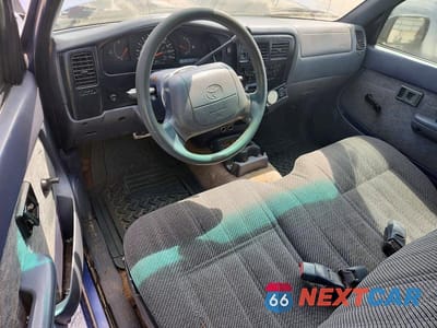 Zdjęcie 8 z 12 samochodu: 1999 TOYOTA TACOMA BASE VIN:4TANL42N1XZ549432 - miniatura