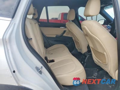 Zdjęcie 10 z 12 samochodu: 2017 BMW X1 XDRIVE28I VIN:WBXHT3C32H5F83385 - miniatura