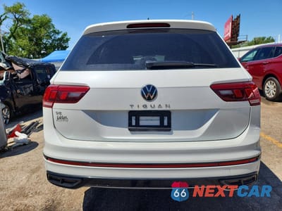 Zdjęcie 6 z 13 samochodu: 2023 VOLKSWAGEN TIGUAN SE R-LINE BLACK VIN:3VVCB7AX3PM138023 - miniatura