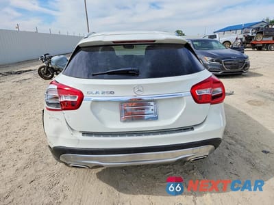 Zdjęcie 6 z 12 samochodu: 2017 MERCEDES-BENZ GLA 250 VIN:WDCTG4EB9HJ337969 - miniatura