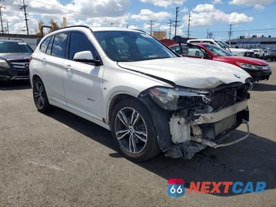 Czwarte zdjęcie samochodu z boku: 2017 BMW X1 XDRIVE28I VIN:WBXHT3C39H5F78376 - miniatura