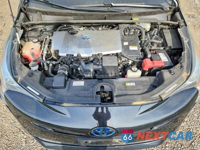 Zdjęcie 11 z 13 samochodu: 2018 TOYOTA PRIUS TWO VIN:JTDKBRFU2J3589778 - miniatura