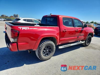 Trzecie zdjęcie samochodu z tyłu: 2018 TOYOTA TACOMA TRD SPORT VIN:3TMAZ5CN3JM066247 - miniatura