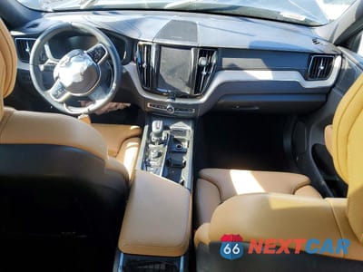 Zdjęcie 8 z 12 samochodu: 2020 VOLVO XC60 T6 INSCRIPTION VIN:YV4A22RL3L1535228 - miniatura